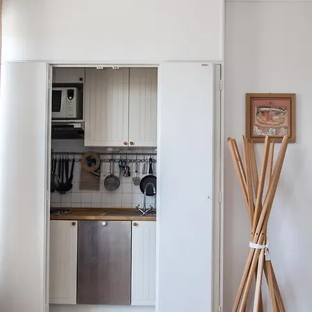 Gribeauval Halldis Apartment *